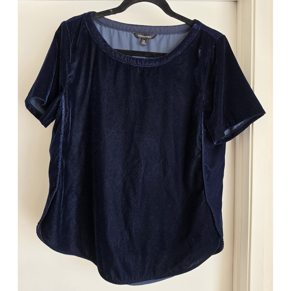 Banana Republic Velvet Top M Dark Blue Short Sleeve Round Neck Tee Top